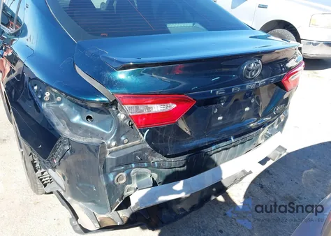 2020 Toyota Camry Se z USA, uszkodzony, nr VIN 4T1G11AK3LU309679